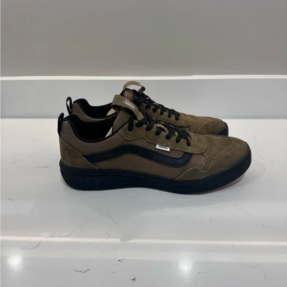 Vans Mid Brown Sneakers Sporty Cushioned Design. - Picture 2 of 9